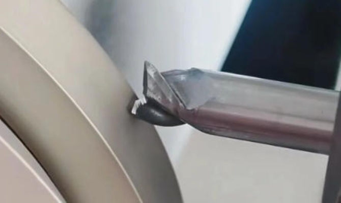 Nonne Milling dromonem ex arca recta uteris? Quomodo in media hora concisa venit?